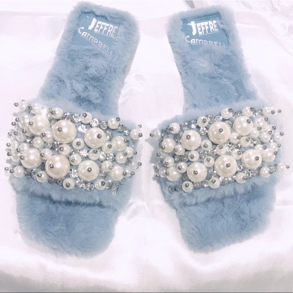 Jeffrey Campbell Facile Faux Fur Slides Sandals.💎NWT